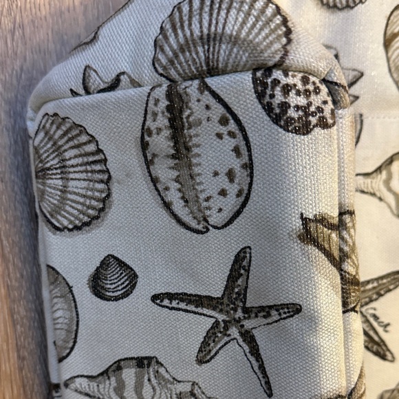 Coach Seashell Print Large Tote - Brown and Cream with multiple pockets - Picture 4 of 16